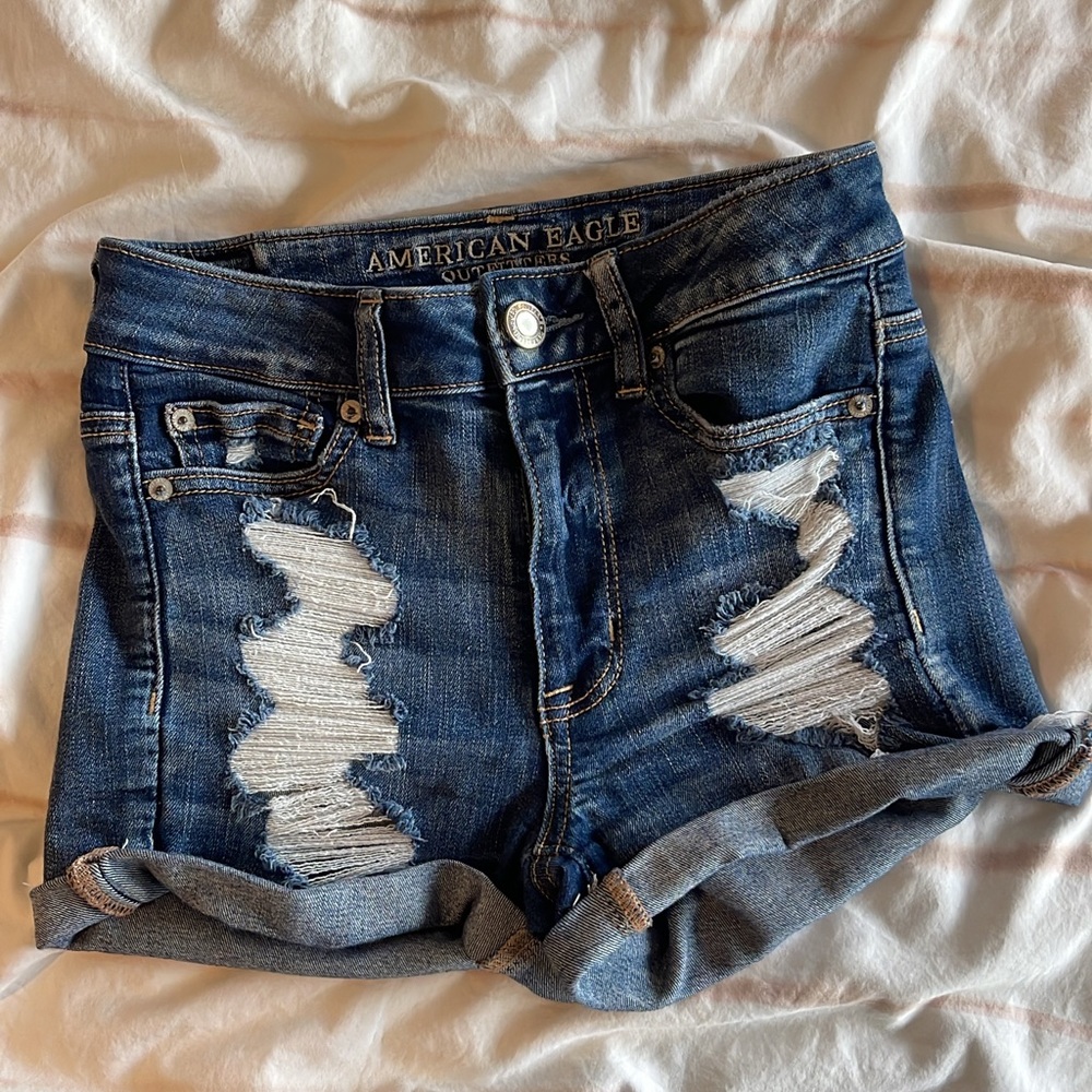 American Eagle Women’s Ripped Jean Shorts High Rise Shortie